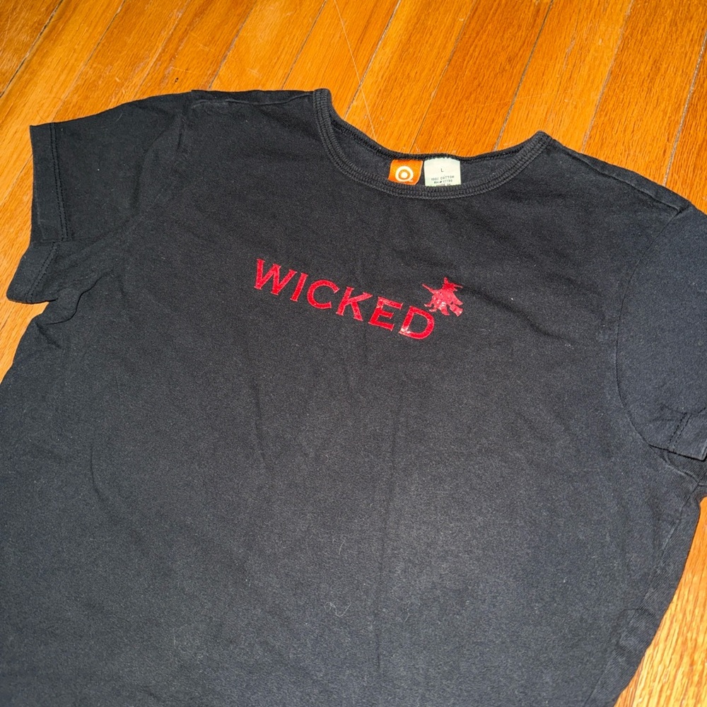 Wicked 90e Baby Tee